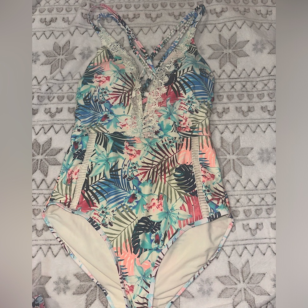 Time and Tru one piece swim suit